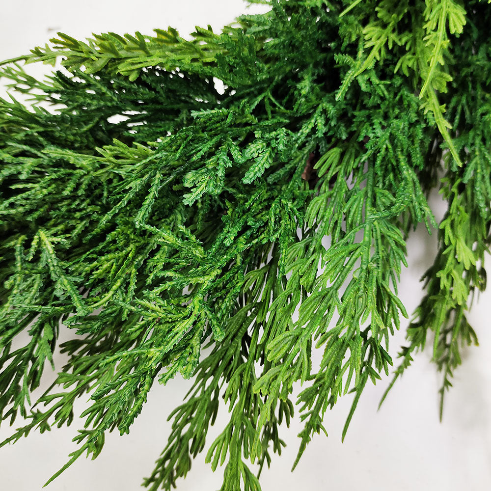 Larger Indoor Hanging Cedar Artificial Plant Wreath Christmas Cypress Leaves Grape Vine Base Plastic Home Decoration